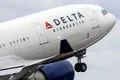 Cum a reușit o femeie să se îmbarce fără bilet într-un avion de la New York la Paris?