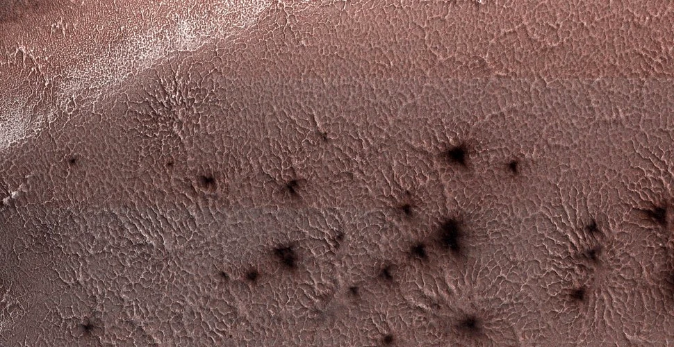 Cum s-ar fi format acești păianjeni pe suprafața planetei Marte