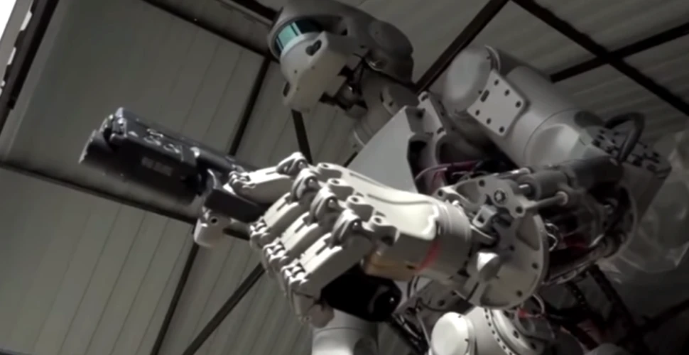 Roboţii lui Putin ar putea ajunge în spaţiu în 2019. Ar putea ajuta la construirea bazelor de pe Lună