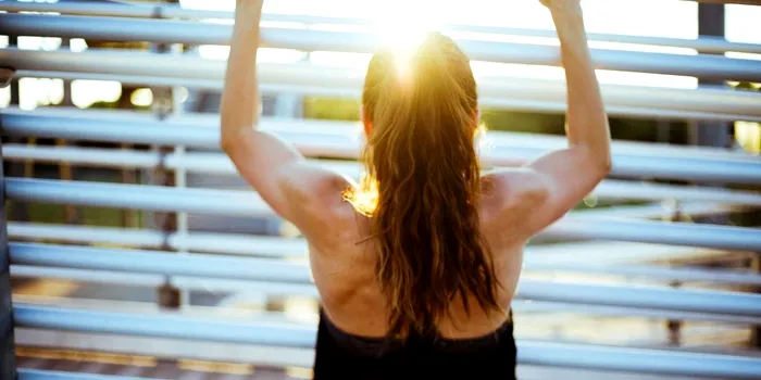 Cinci metode ciudate prin care poți să arzi mai multe calorii