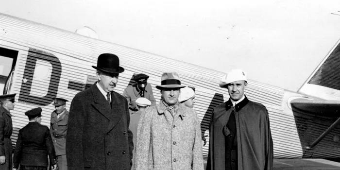 Carol al II-lea și capcana germană. De ce apropierea de Hitler nu a putut salva România