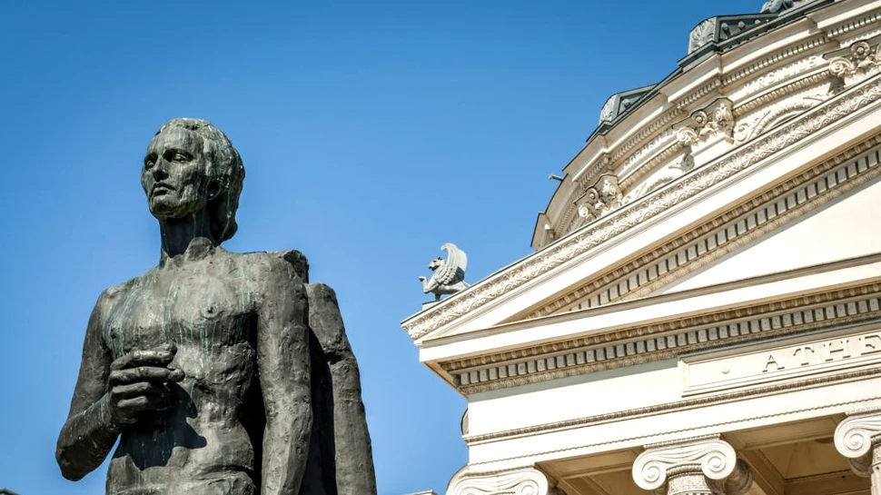 10 lucruri de știut despre Mihai Eminescu, poetul național al României