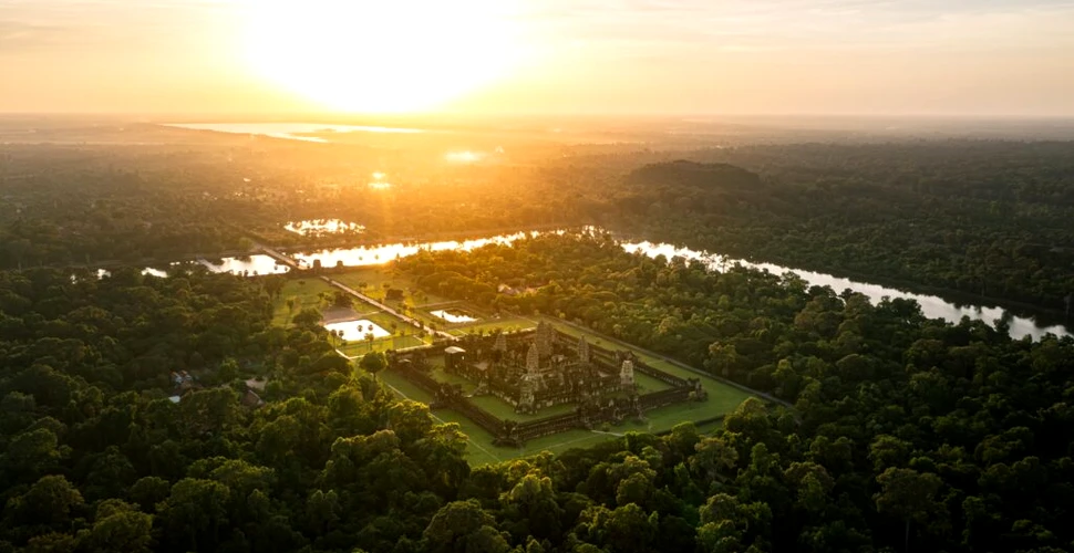 Inteligența Artificială ajută arheologii să scoată la lumină secrete din perioada Angkor
