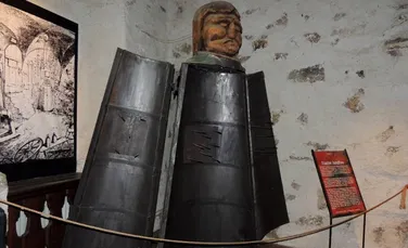 ”Fecioara de fier”, cel mai sinistru instrument de tortură, expus în Cetatea Făgăraş