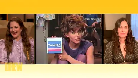 Courteney Cox a intrat în istoria culturii pop în 1985, spunând pentru prima dată cuvântul „menstruație” la televizor