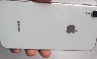 Cât costă reparaţia unui iPhone XS Max în service-urile Apple
