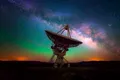 Un semnal radio record de la o galaxie îndepărtată a oferit noi speranțe astronomilor