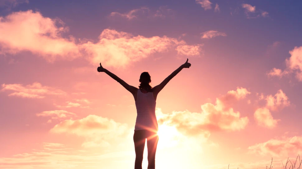 Cum să fii un om mai bun? Mic ghid de bunăvoință pentru vremuri iritate și agitate