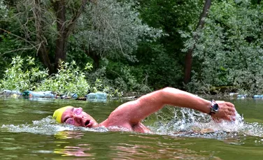 Un român vrea să străbată înot, fără costum de neopren, Canalul Mânecii. De ce se teme cel mai mult