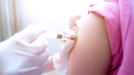 Vaccinarea împotriva HPV a prevenit 90% dintre cazurile de cancer de col uterin