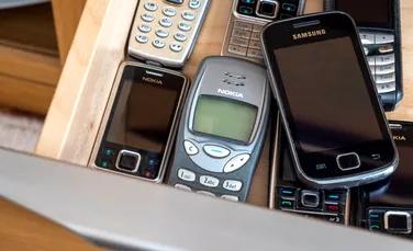 Cum poți să refolosești telefoanele vechi și uitate din sertare?