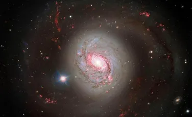 Astronomii au surprins o imagine fără precedent a unei găuri negre supermasive în acțiune