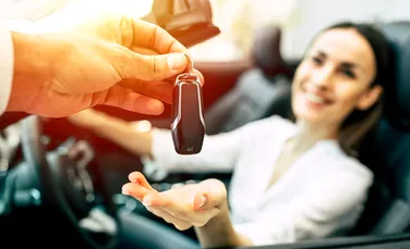 Mobilitate flexibilă în oraș: când închirierea bate proprietatea personală (P)