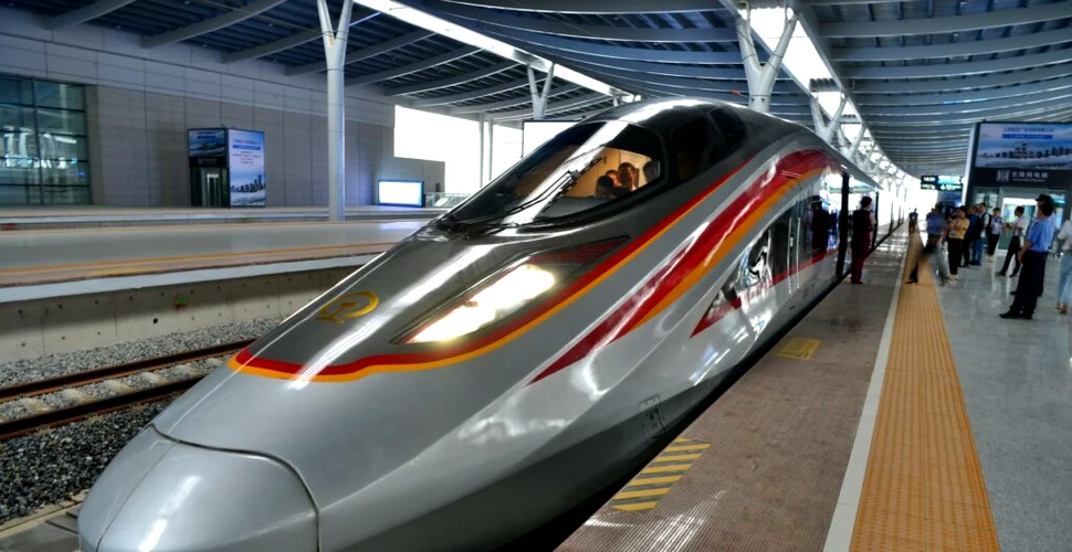 Prima linie de trenuri de mare viteză de lângă strâmtoarea Taiwan, inaugurată de China