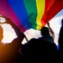 Test de cultură generală. De ce steagul-curcubeu este simbolul LGBTQ?