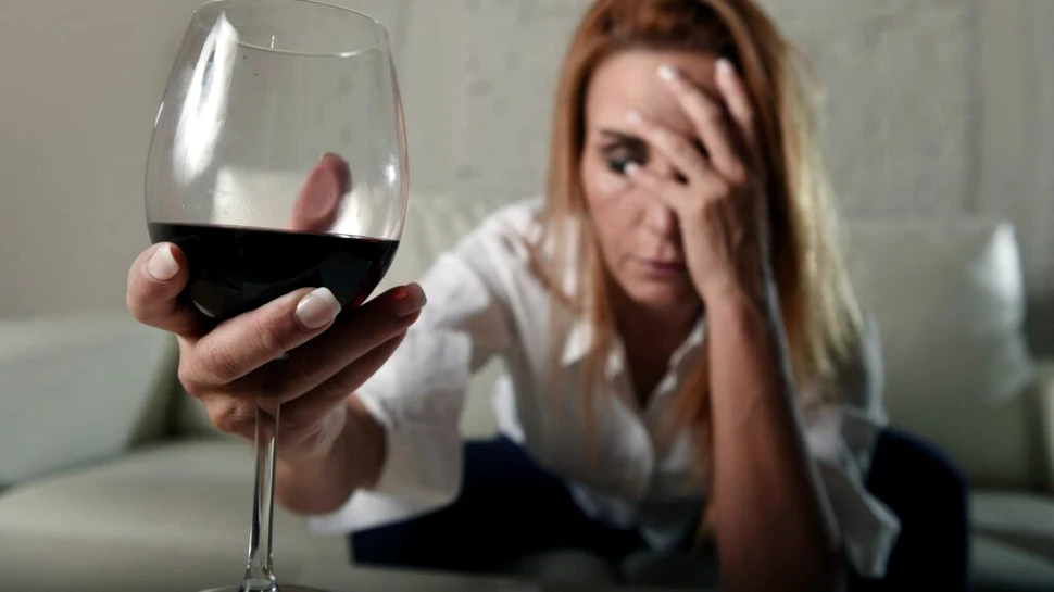 De ce alcoolul provoacă anxietate? Iată ce spune știința!