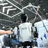 VIDEO: Un robot umanoid prezentat în China a executat un dans tradițional cu sabie
