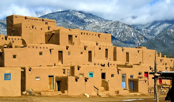 Taos, New Mexico, este una din localităţile afectate de „fenomenul Hum”