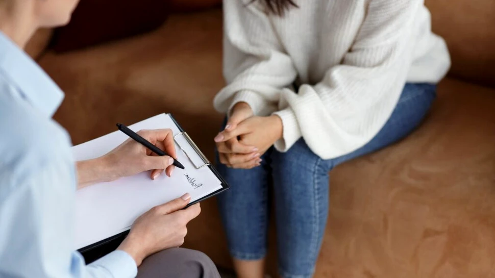 Cum poți merge la psiholog prin CNAS fără să plătești? Cine poate beneficia de servicii decontate