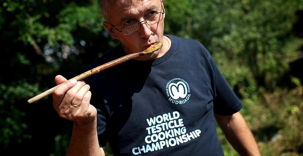 Cel mai bizar festival din lume are loc în Serbia: „Campionatul Mondial de Gătit Testicule” (GALERIE FOTO)