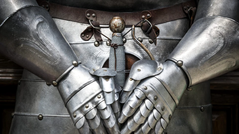 Mănușa de fier a unui cavaler medieval, dezgropată în Elveția
