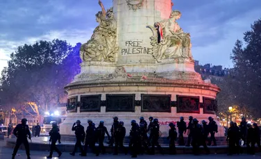 Un protest pro-Palestina, înăbușit cu tunuri cu apă și gaze lacrimogene la Paris