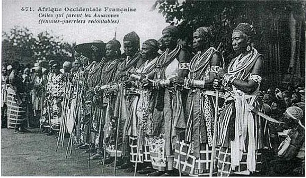 Amazoanele din Dahomey – cele mai temute femei din istorie