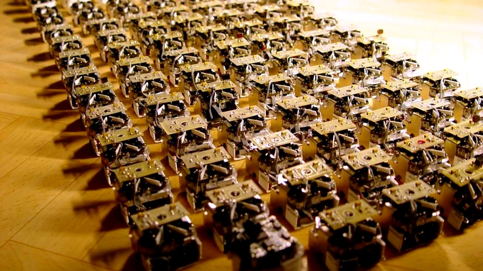 În curând, roboţii s-ar putea construi singuri: o maşinărie recent inventată ne apropie de acest moment