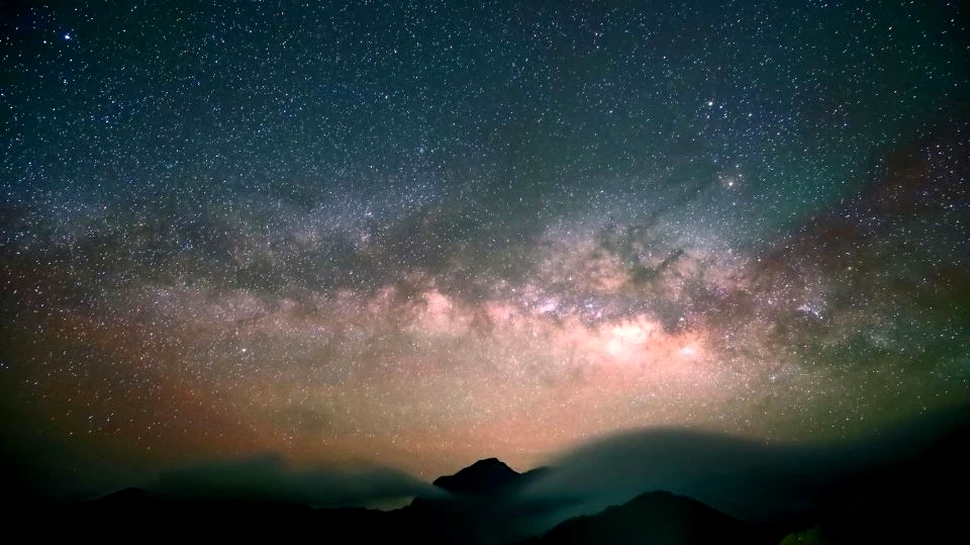 Un grup de fizicieni susţine că de partea cealaltă a Big Bang-ului se află un Univers compus din anti-materie