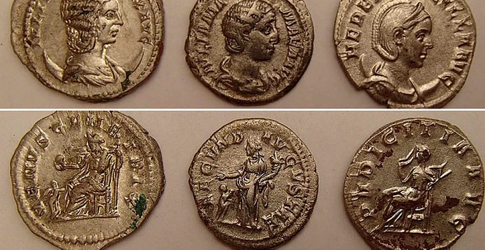Un miniexcavator a scos la lumină o comoară de monede romane rare