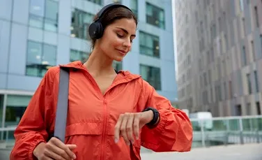 5 afecțiuni pe care un smartwatch le poate detecta foarte devreme