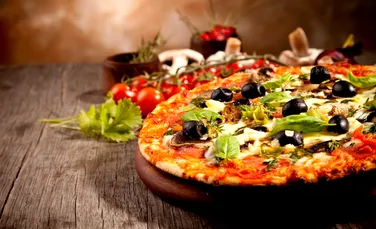 Există reguli stricte de a prepara ”singura pizza adevărată”, anume pizza napoletana