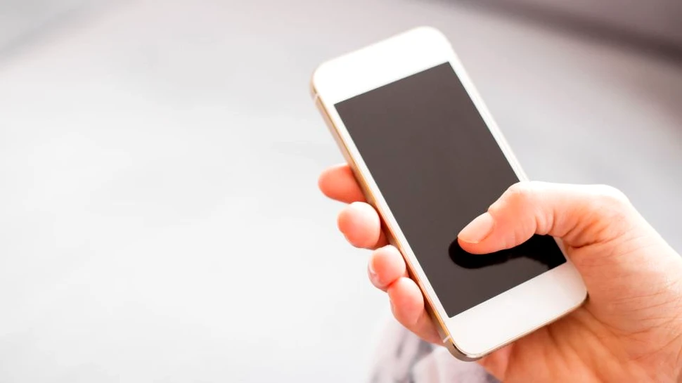 O nouă versiune a sistemului de operare rezolvă o problemă foarte mare de pe modelele iPhone 8