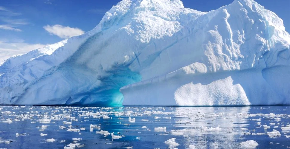 O uriaşă crăpătură din stratul de gheaţă al Antarcticii provoacă panică. Va fi a treia mare pierdere din istorie