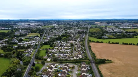 Un sat din Irlanda, scos la vânzare pentru 20 de milioane de euro