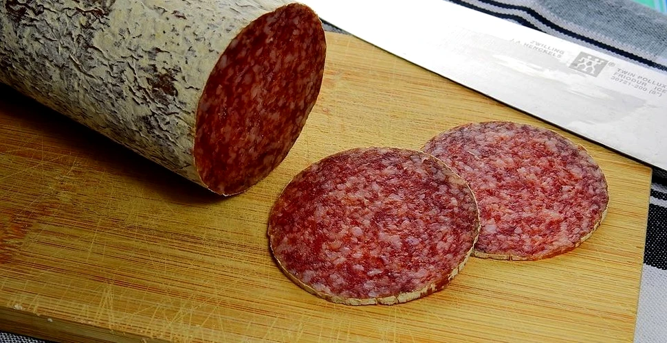 Surpriză! Salamul de Sibiu este fabricat doar din carne de import