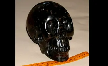 Craniul mayaş care trebuie să protejeze umanitatea de Apocalipsă a căzut şi s-a spart