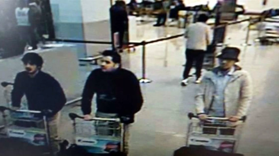 Povestea incredibilă a fraţilor belgieni: unul îşi onorează ţara în timp ce al doilea a încercat să o distrugă
