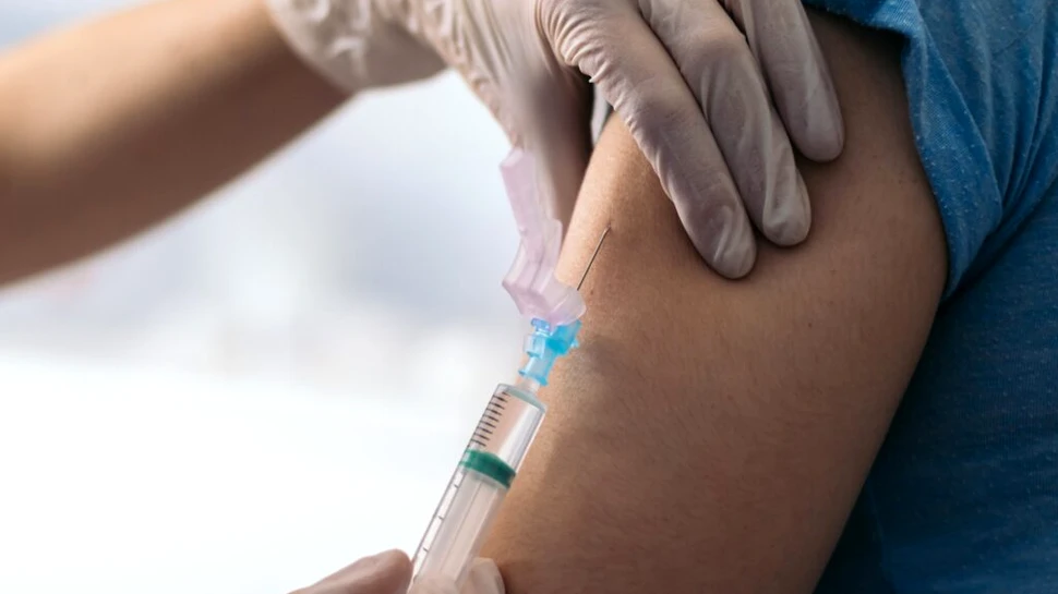 Vaccinul împotriva HPV reduce „aproape de zero” riscul de deces prin cancer de col uterin înainte de 30 de ani