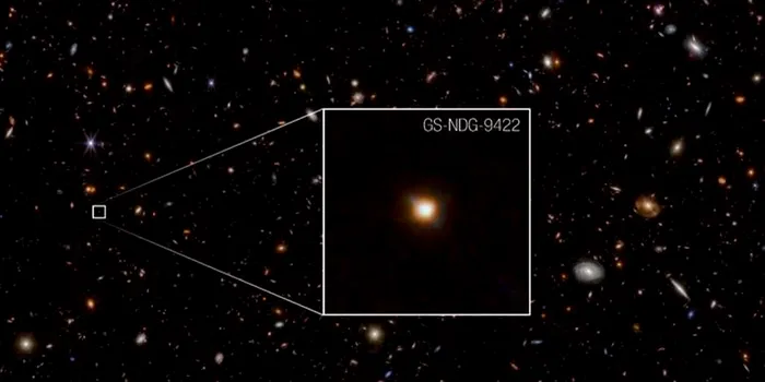 Telescopul Webb a descoperit ceva fără precedent într-o galaxie bizară