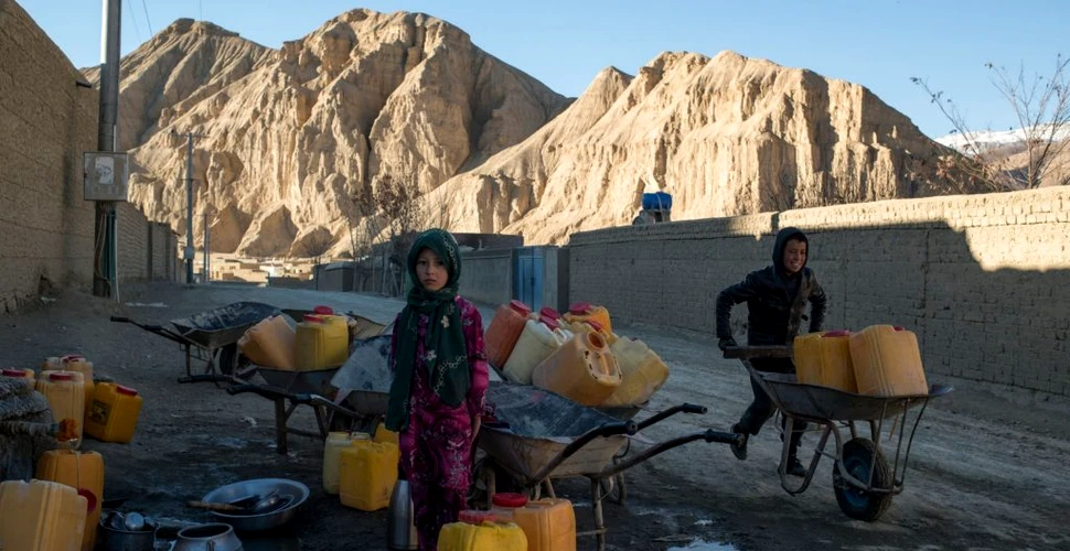 Un copil de cinci ani din Afganistan a murit după ce a căzut și a rămas timp de patru zile într-o fântână