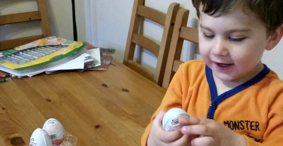 Un copil din Irlanda de Nord a găsit o surpriză NEOBIŞNUITĂ într-un ou de ciocolată primit cu ocazia zilei de 1 iunie