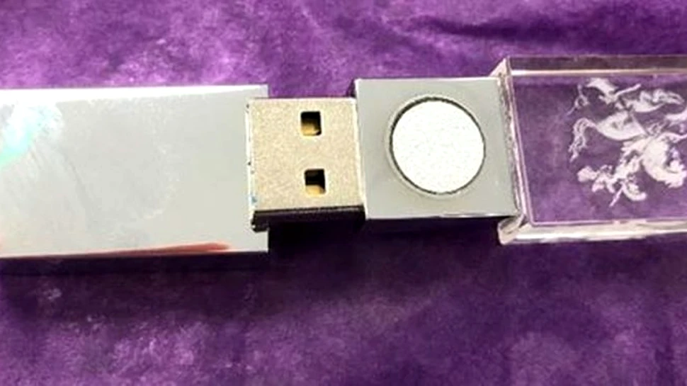 Ce „tehnologie inovatoare” ascunde un USB care promite să te protejeze pe tine și familia ta de 5G