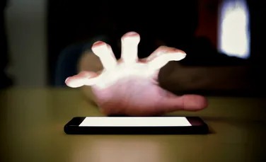 De ce like-urile și inimile de pe Facebook ne controlează emoțiile?
