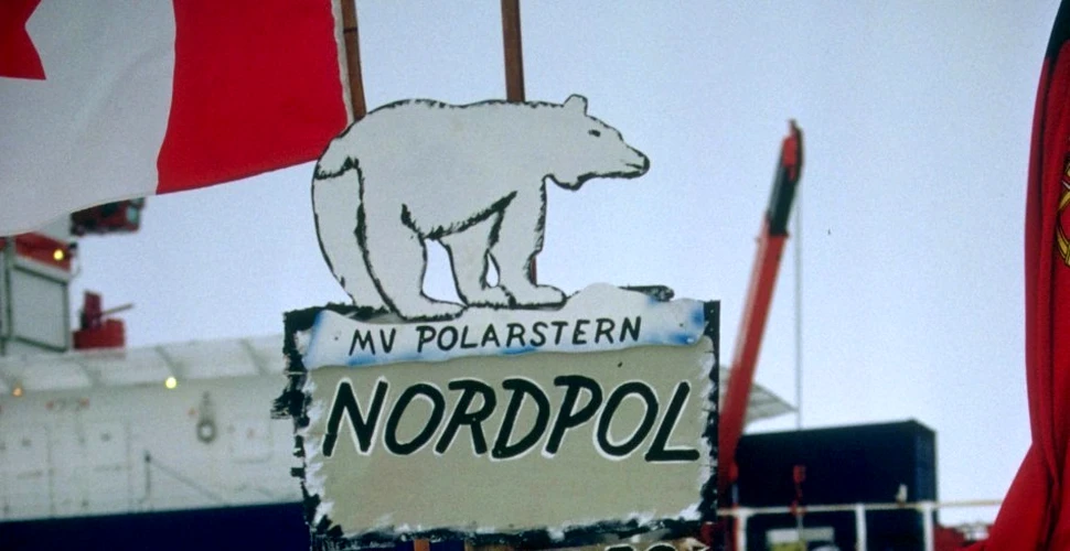 Polul Nord îşi schimbă poziţia! Care este explicaţia?