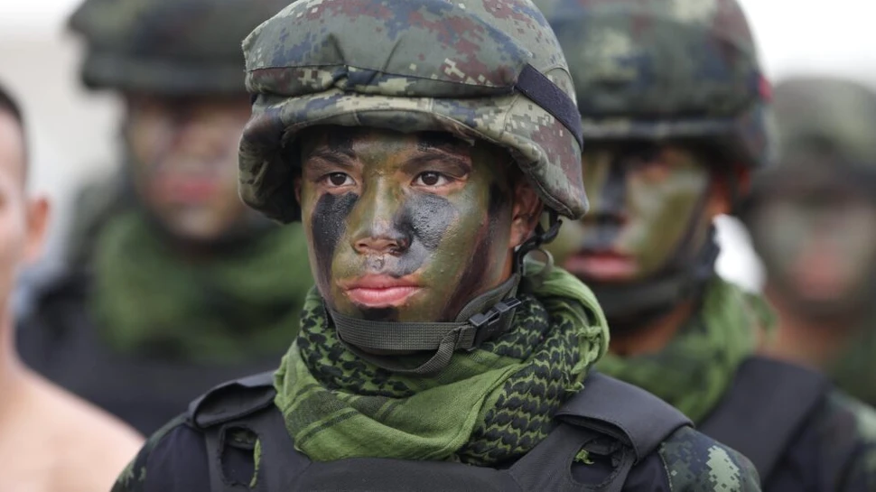 De ce tot mai mulți bărbați se înrolează de bunăvoie în armata Thailandei?