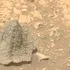 Roverul Perseverance a descoperit o rocă ce seamănă cu o cască medievală pe Marte