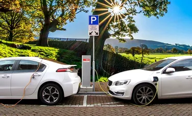 Mașinile electrice ar putea readuce bancheta din față