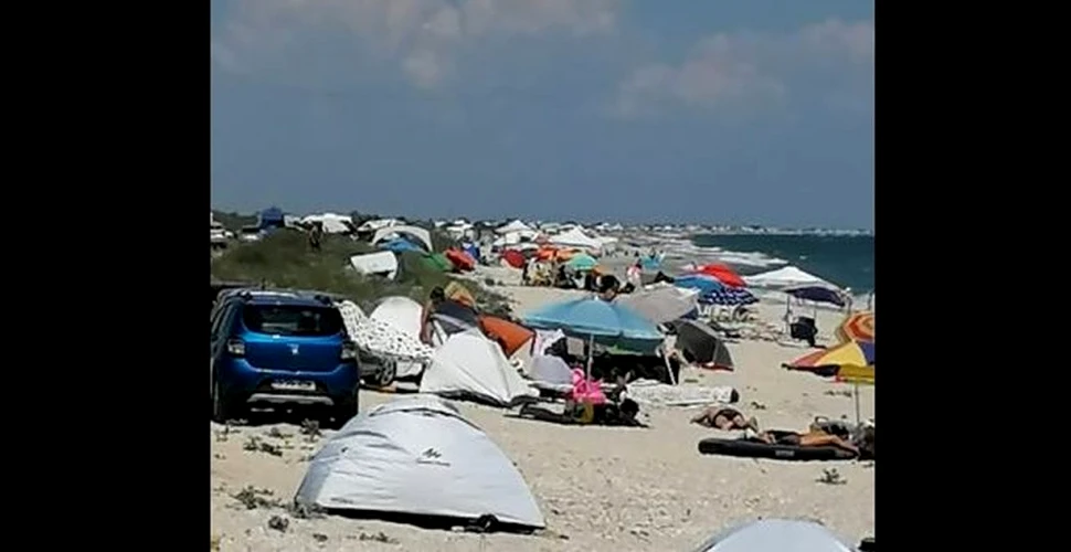 Zeci de mii de turiști au ajuns pe plajele sălbatice din Rezervaţia Biosferei Delta Dunării