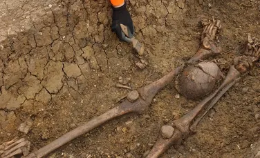 Zeci de schelete decapitate, găsite de arheologi într-un cimitir roman
